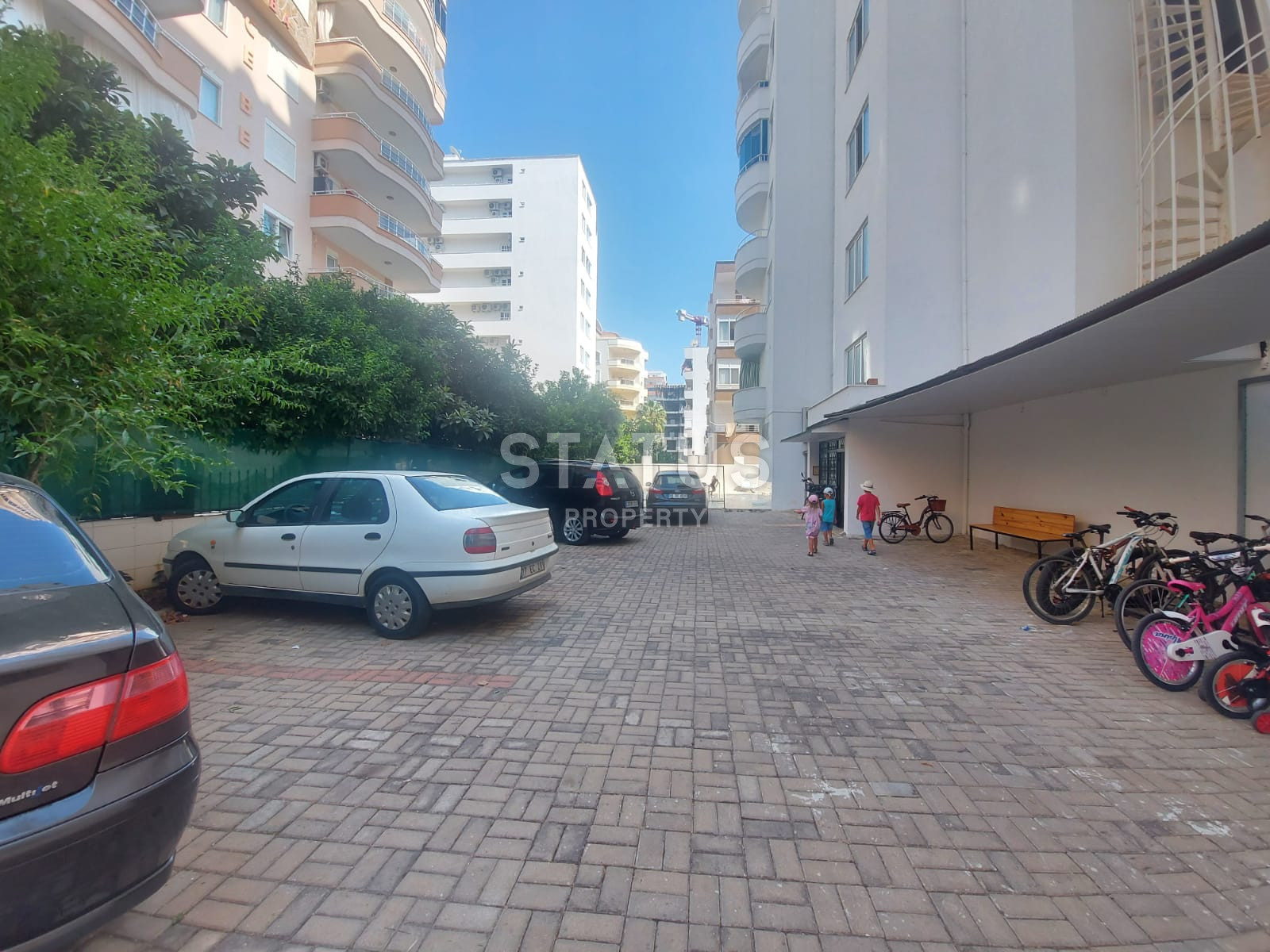 Трехкомнатные апартаменты в Махмутларе на улице Барбаросса в комплексе с бассейном, 120м2 фото 4