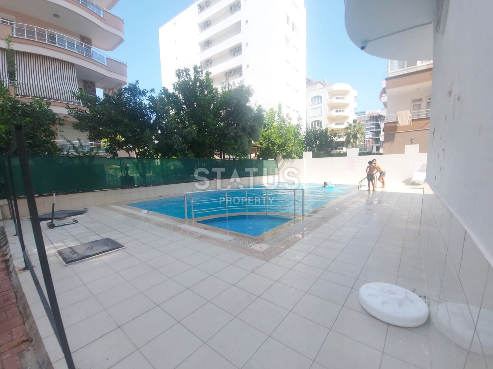 Трехкомнатные апартаменты в Махмутларе на улице Барбаросса в комплексе с бассейном, 120м2 фото 5