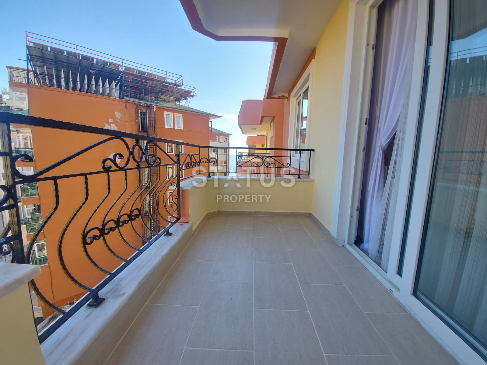 View apartment 2+1 in a complex on the first coastline, completely ready for living, Mahmutlar фото 11