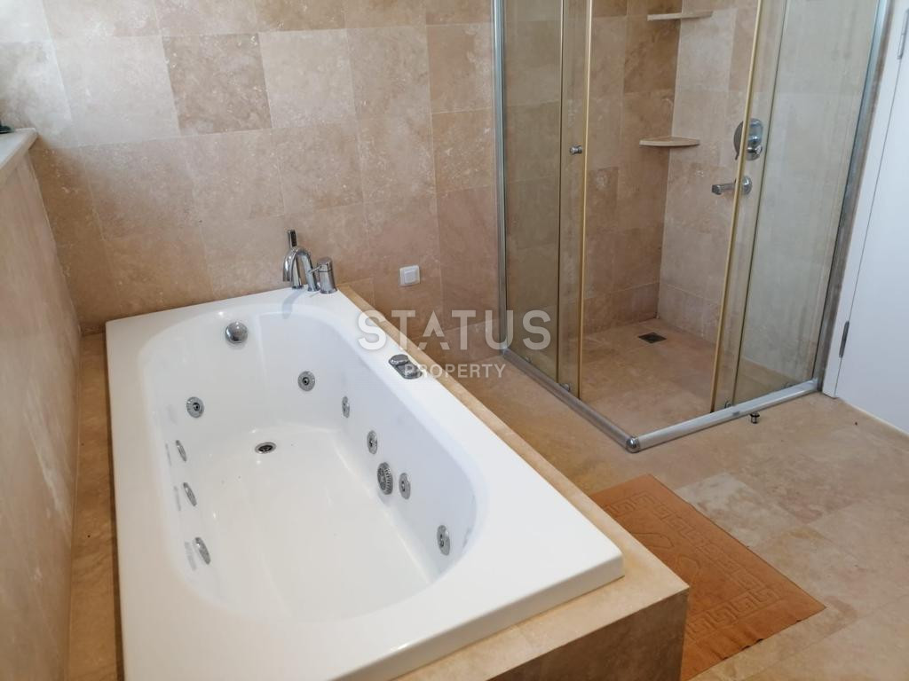 Villa 3+1 with private territory and swimming pool, 220 m2. фото 4