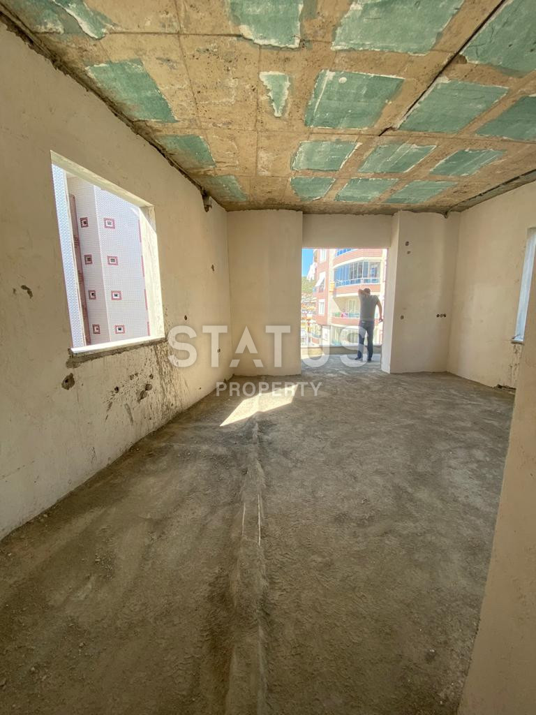 Apartments of different layouts at the final stage of construction in the center of Alanya, from 60 to 150 m2. фото 7