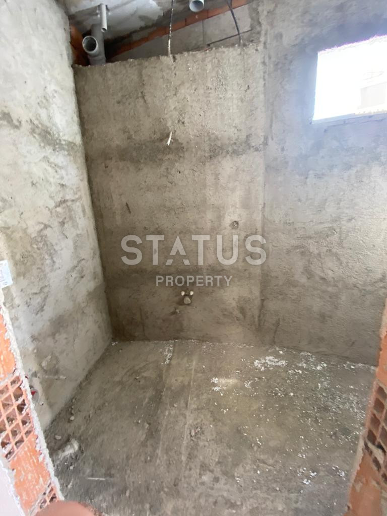 Apartments of different layouts at the final stage of construction in the center of Alanya, from 60 to 150 m2. фото 8