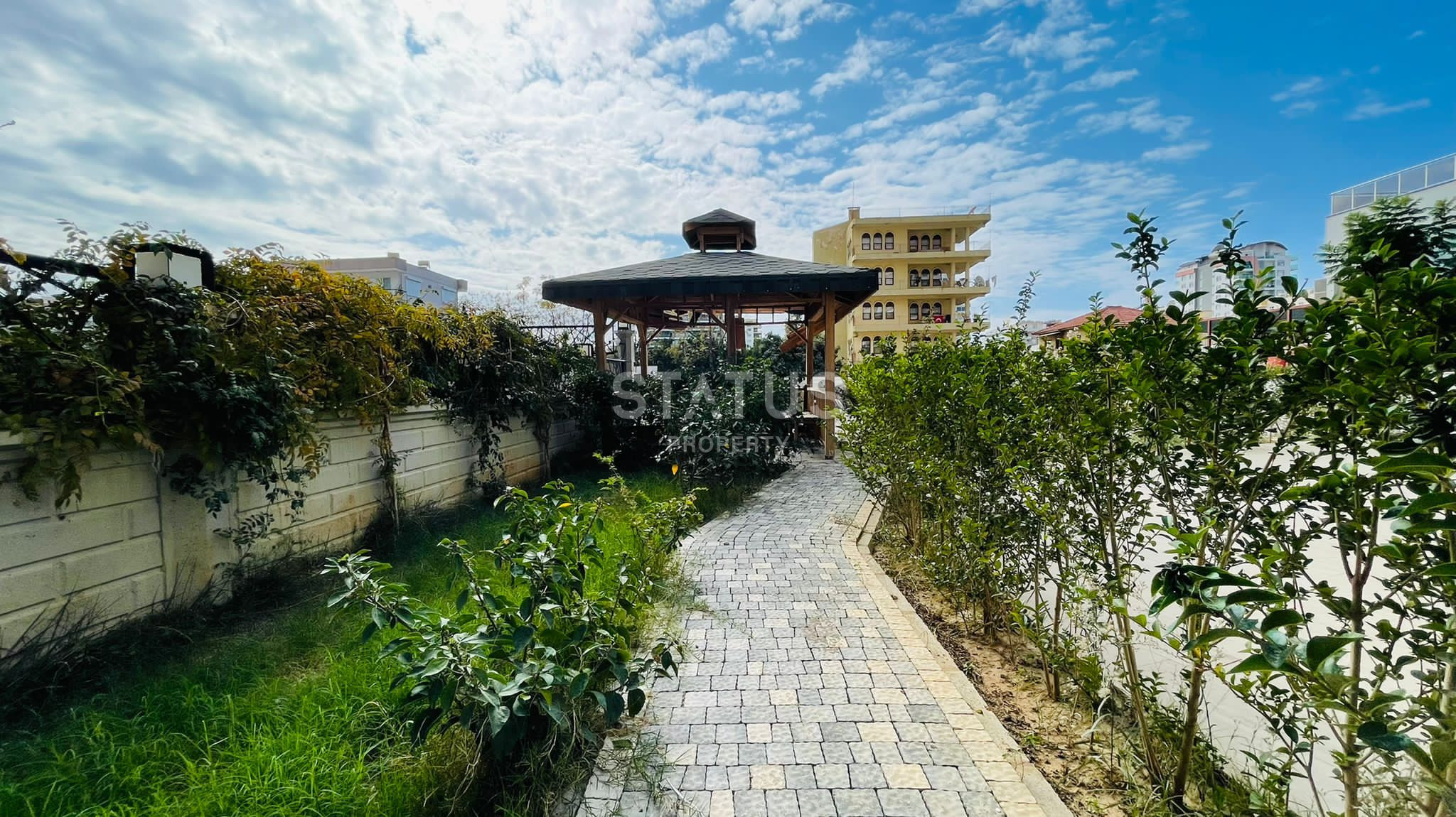 Меблированная двухкомнатная квартира в новом доме в центре Махмутлара, 55 кв.м. фото 23