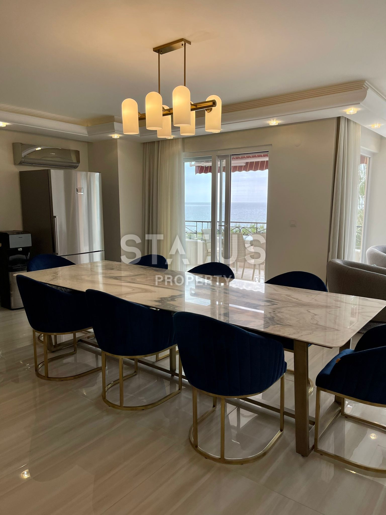 Apartment 5+2 with direct sea view, 300 m2 in Mahmutlar. фото 4