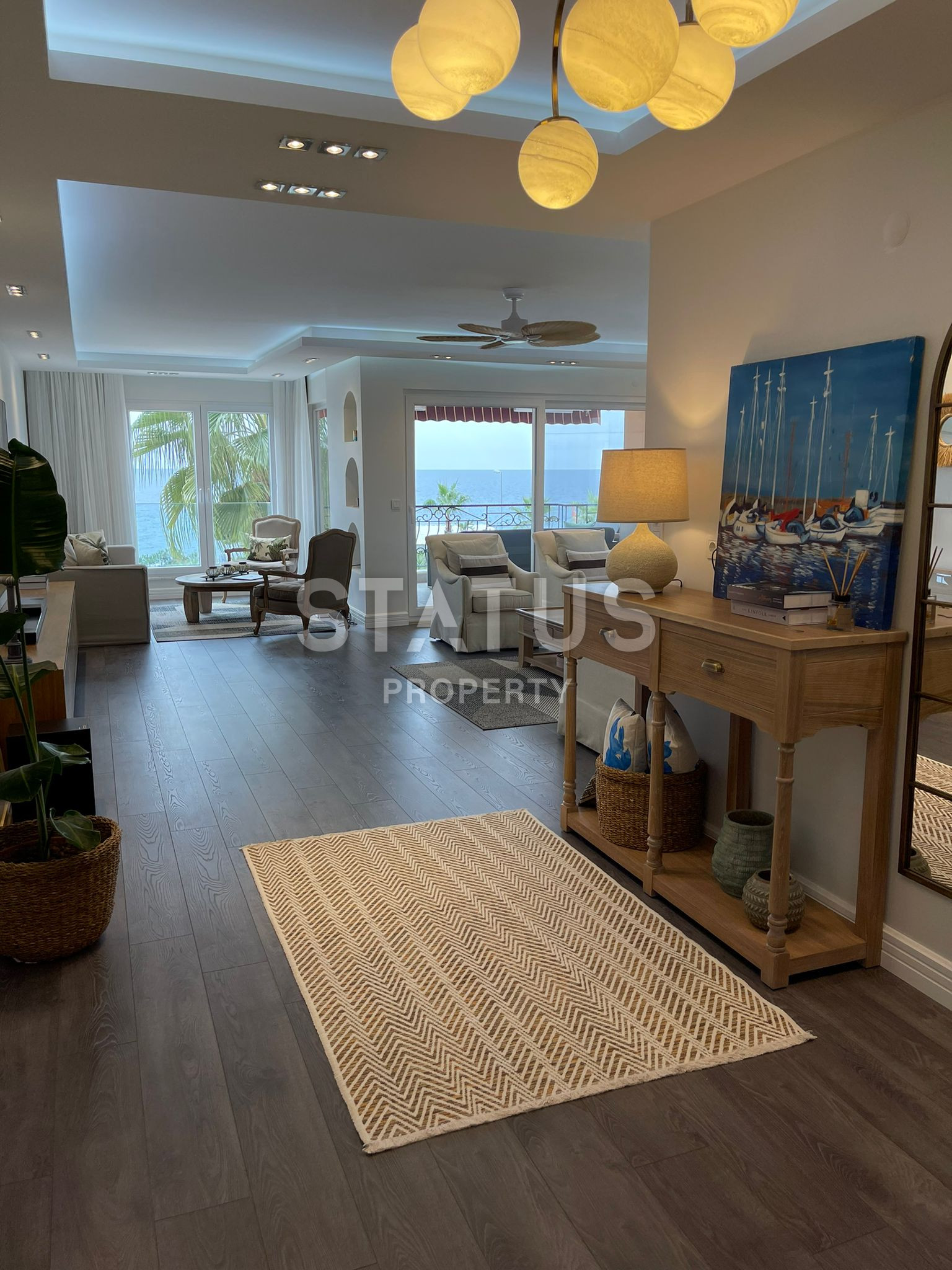 Apartment 5+2 with direct sea view, 300 m2 in Mahmutlar. фото 17