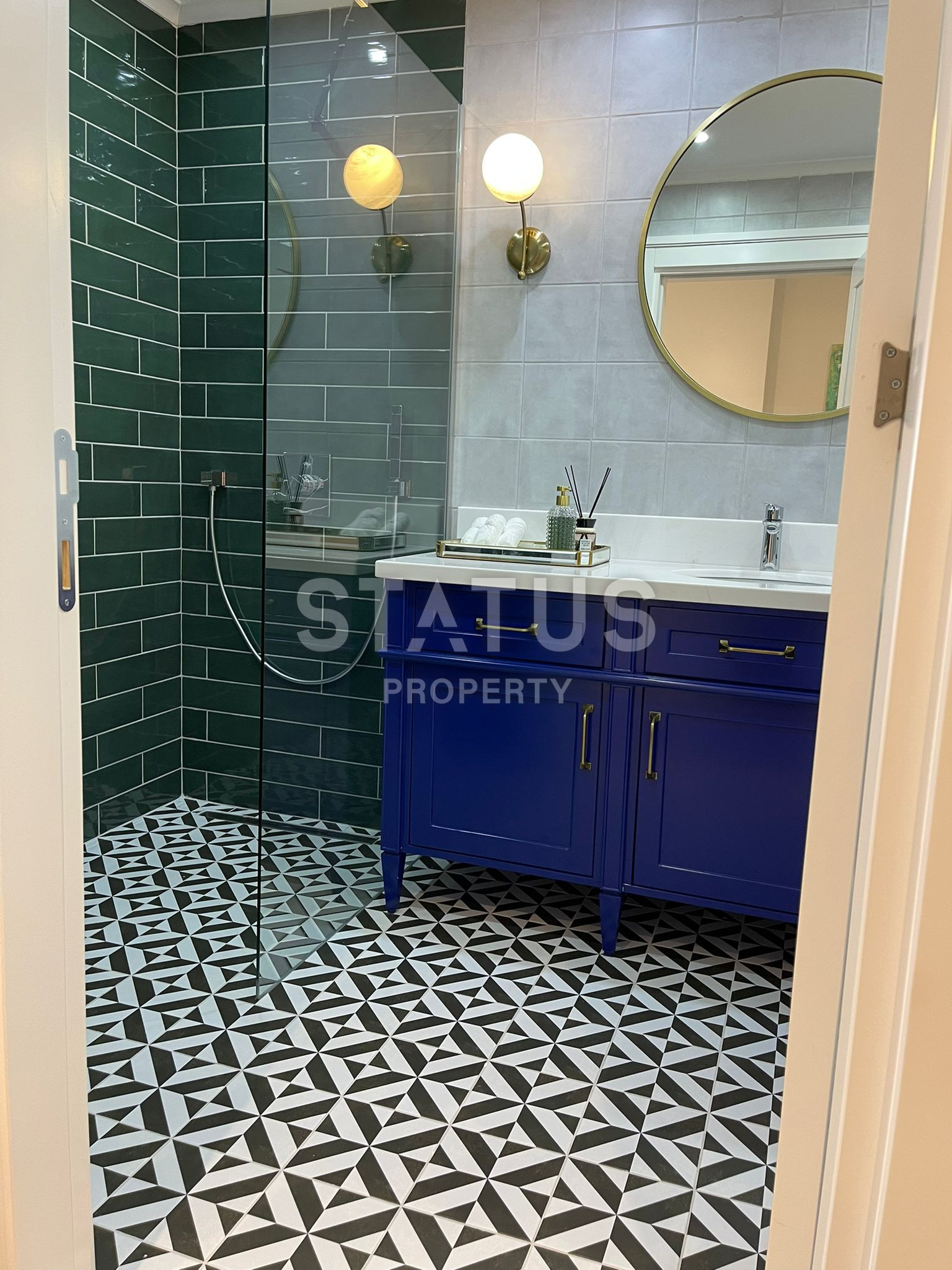 Apartment 5+2 with direct sea view, 300 m2 in Mahmutlar. фото 18