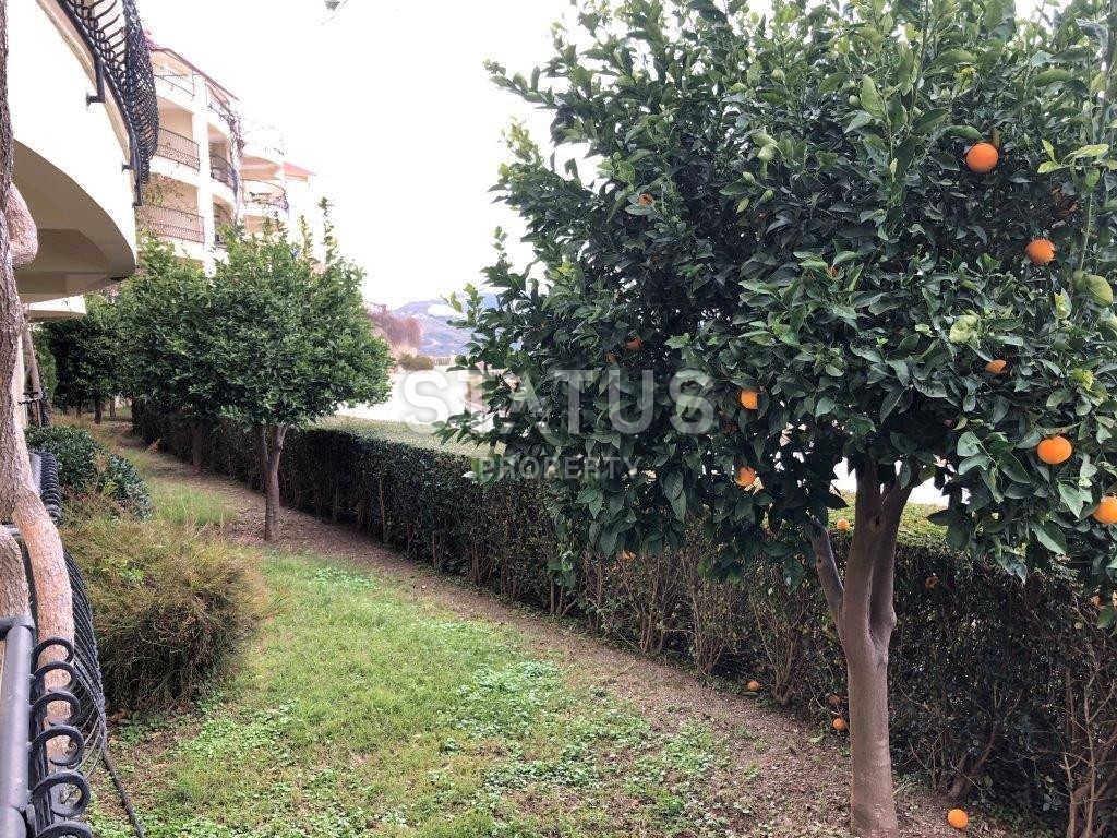 Two-level apartment in a quiet area of Kargicak in a luxurious Gold City complex фото 4