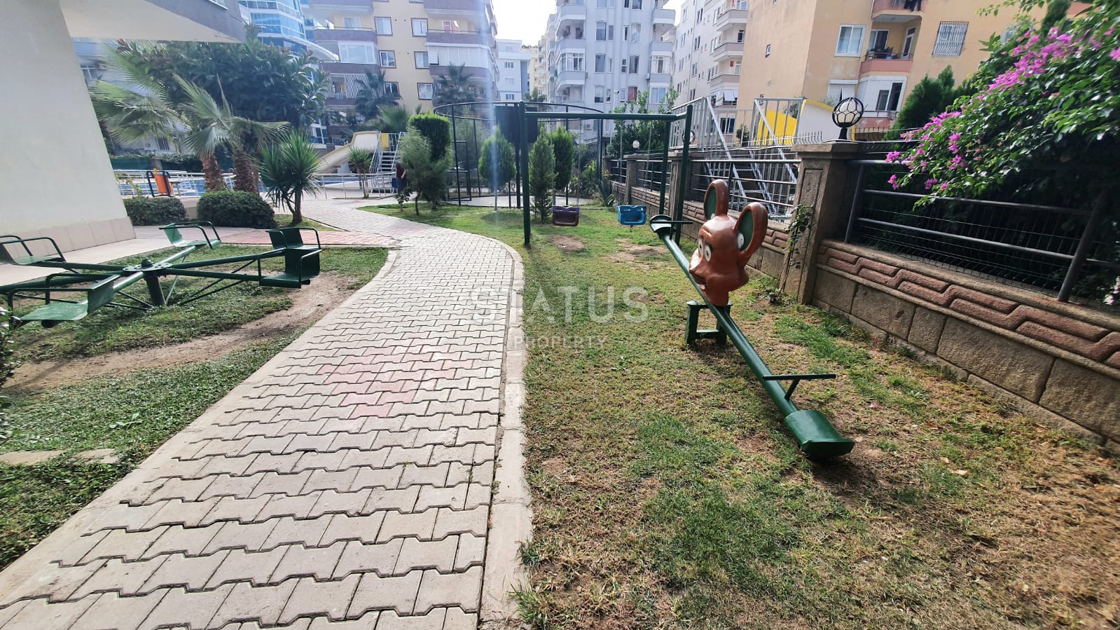 Апартаменты 1+1 в центре Махмутлара, 75 кв.м. в 400 метрах от моря фото 27