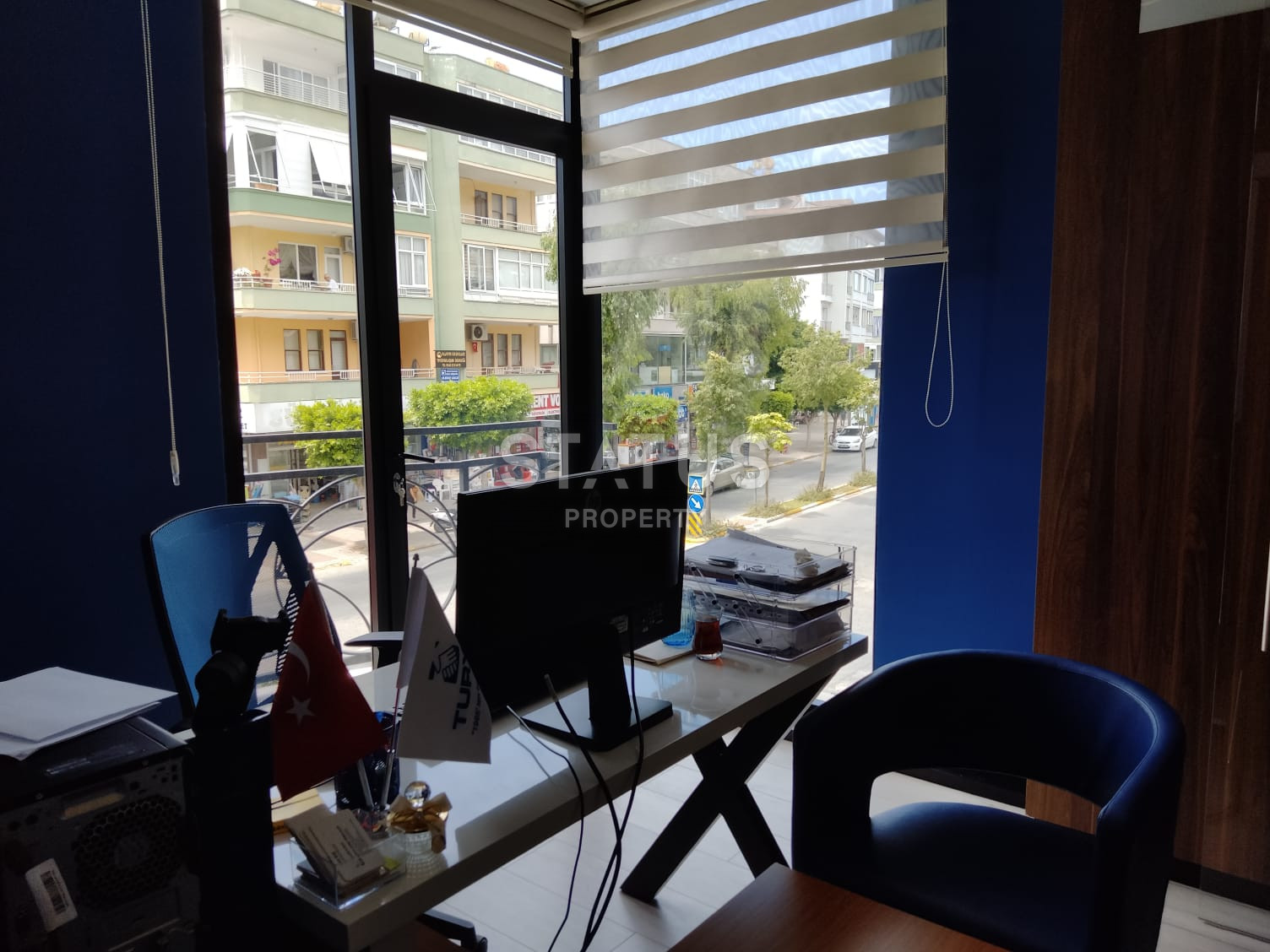 Office space with a good repair in the center, 110 m2. фото 11