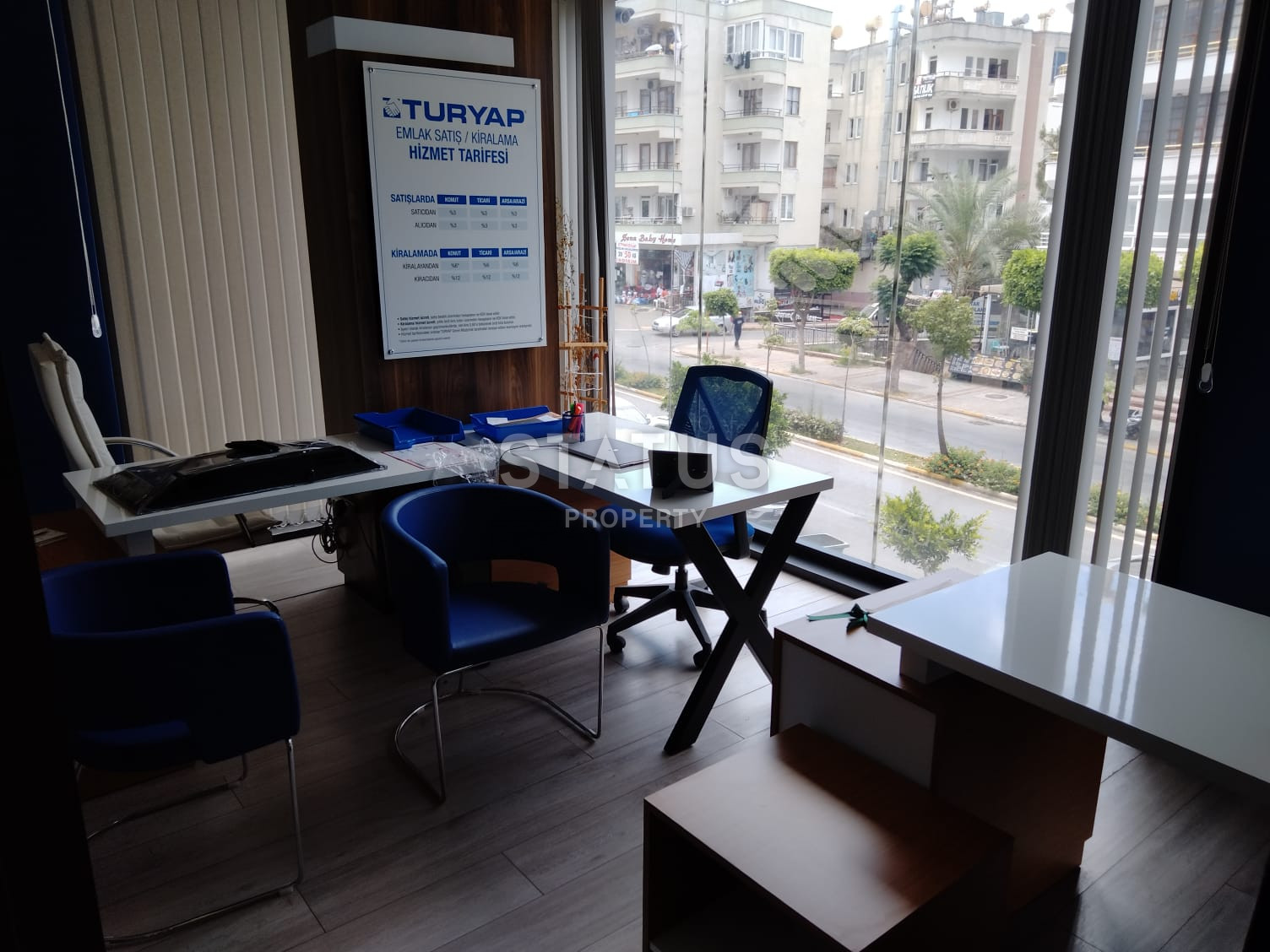 Office space with a good repair in the center, 110 m2. фото 25