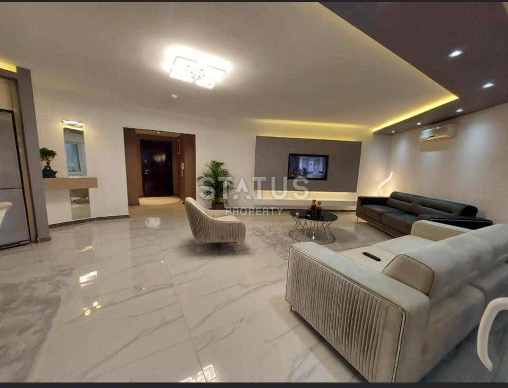 Просторная трехкомнатная квартира с новой мебелью в популярном комплексе , 135м.кв фото 4