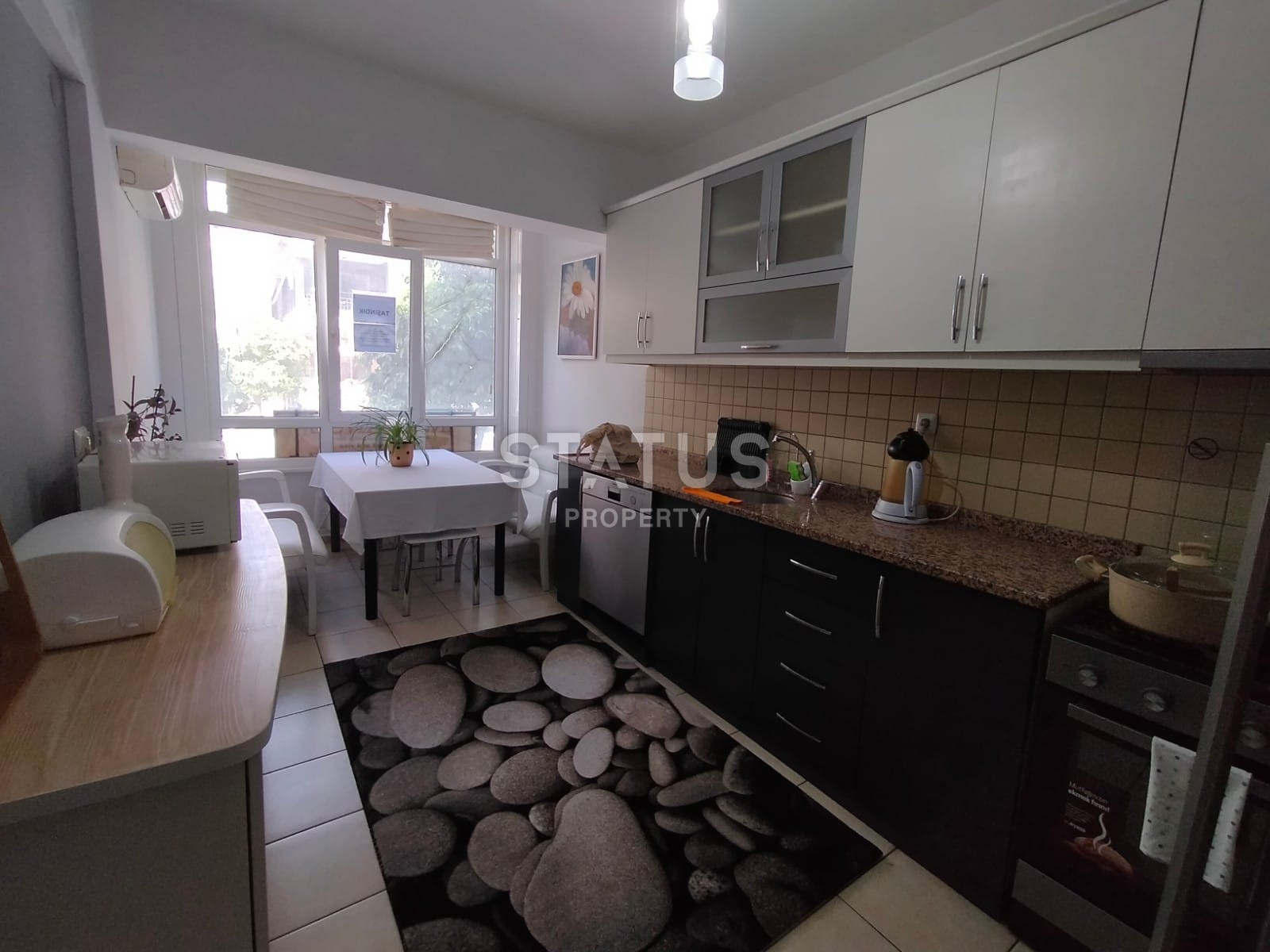 Квартира 3+1 с отдельной кухней в центре Алании, 150м к морю, 155м2. фото 4