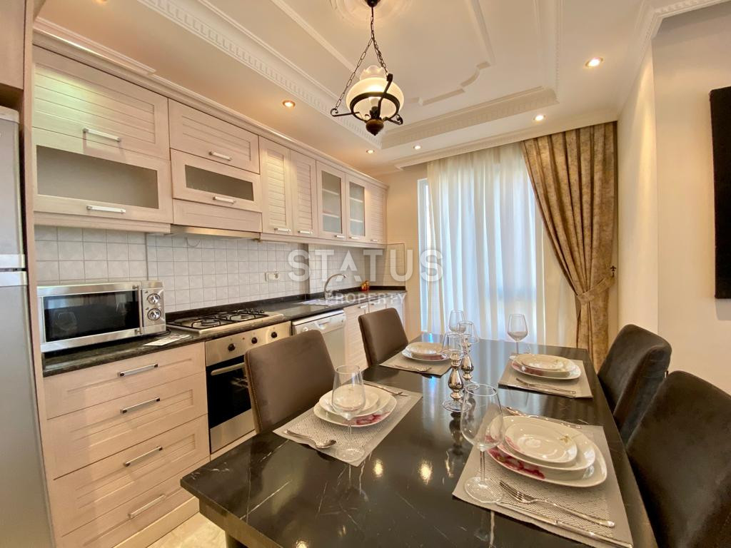 Apartment 2+1 with a full package of new furniture and household appliances in Mahmutlar, 120 m2. фото 5