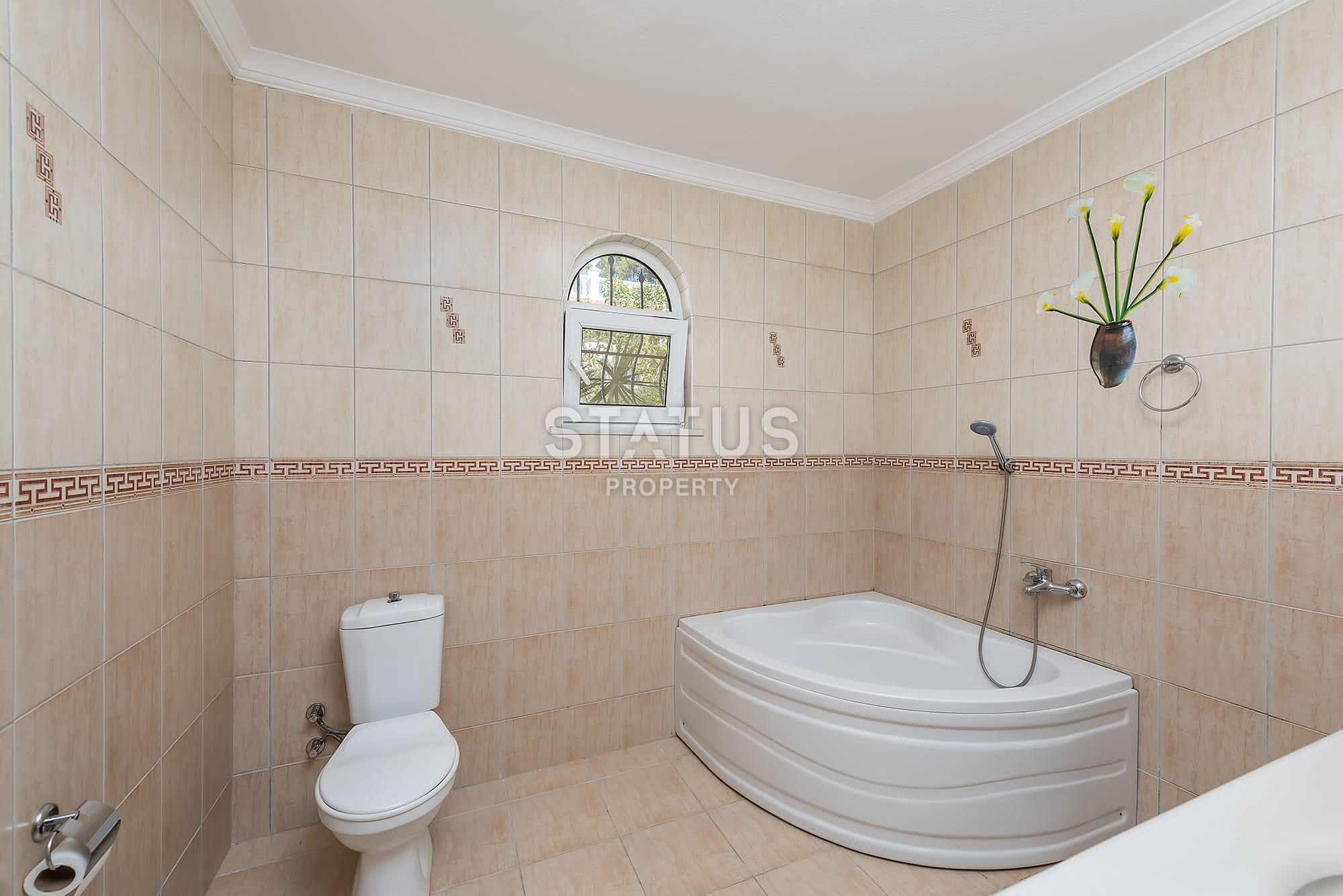 Меблированная Вилла планировки 3+1, в пешей доступности до лучшего пляжа Инжекум, в районе Авсаллар, 220 кв.м. фото 8