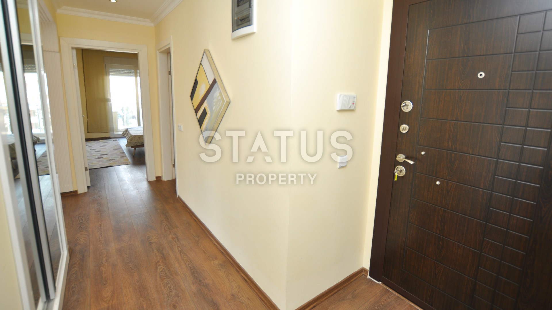 Трехкомнатная квартира с мебелью по СУПЕР цене в центре Мамхутларе. 110 кв.м. фото 12