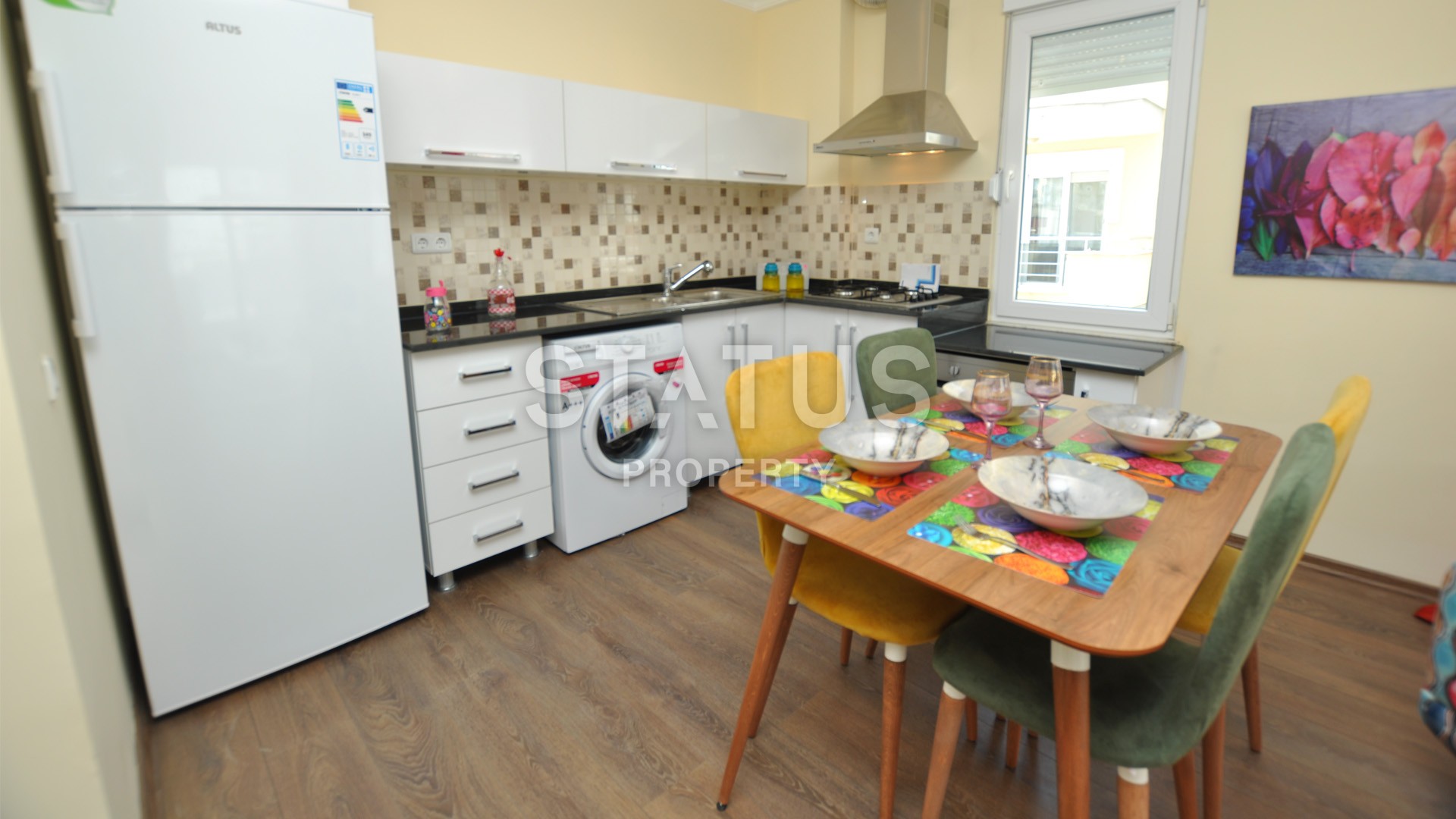 Трехкомнатная квартира с мебелью по СУПЕР цене в центре Мамхутларе. 110 кв.м. фото 13