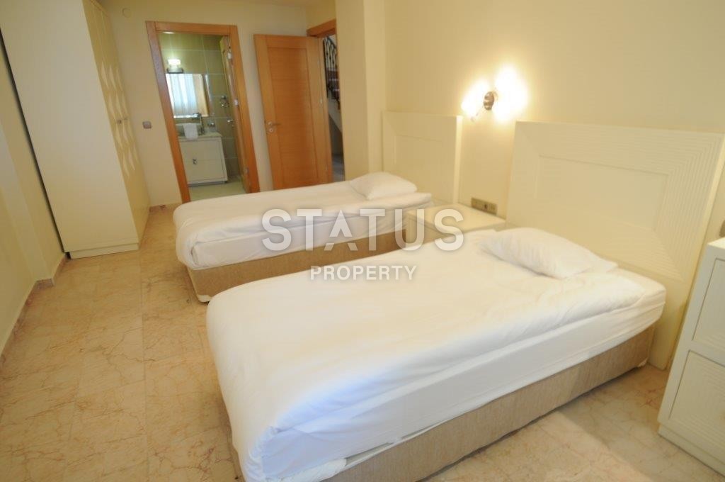 Two-level apartment in a quiet area of Kargicak in a luxurious Gold City complex фото 19