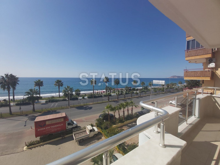 Апартаменты 2+1 на первой береговой линии с видом на историческую крепость,  135 кв.м. фото 1