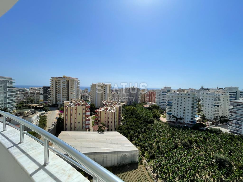 Светлая квартира 2+1 с видом на море в Махмутларе, 100 м2. фото 1