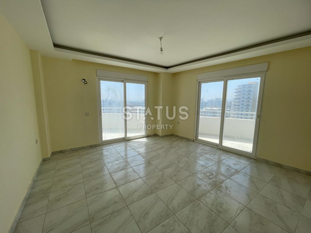 Bright apartment 2+1 with sea views in Mahmutlar, 100 m2. фото 3