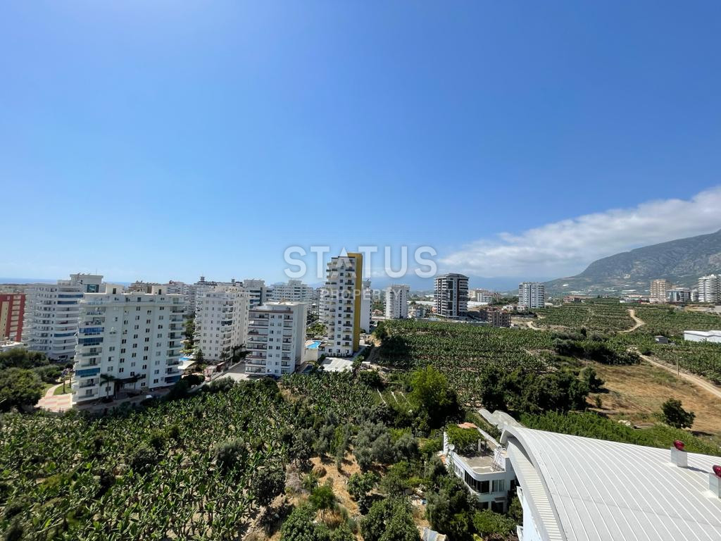 Bright apartment 2+1 with sea views in Mahmutlar, 100 m2. фото 17