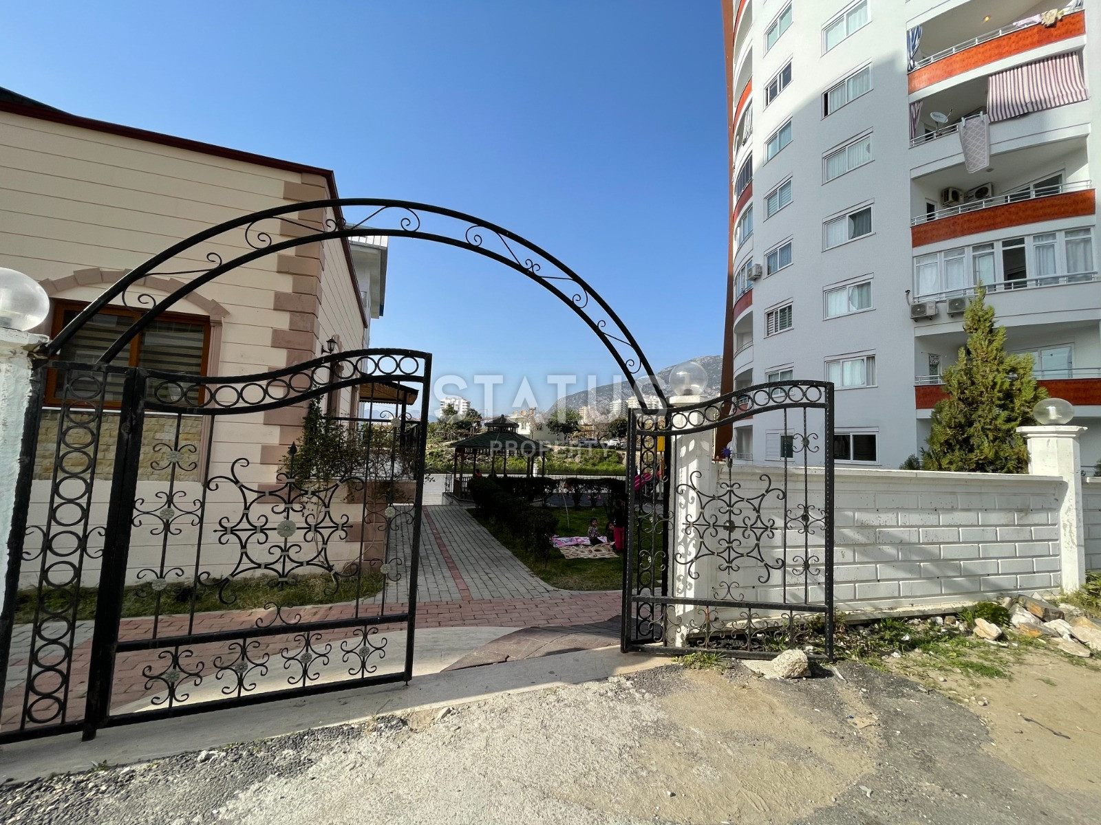 Bright apartment 2+1 with sea views in Mahmutlar, 100 m2. фото 28