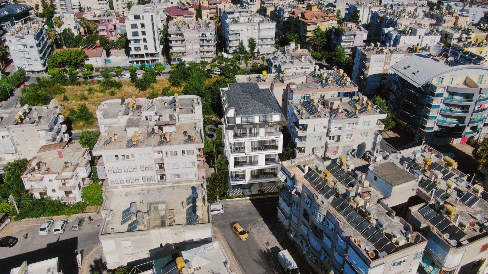 На стадии строительства в центре Алании в районе пляжа Кейкубат, студия, 1+1, 2+1, 3+1, от 32-163 м2 фото 3