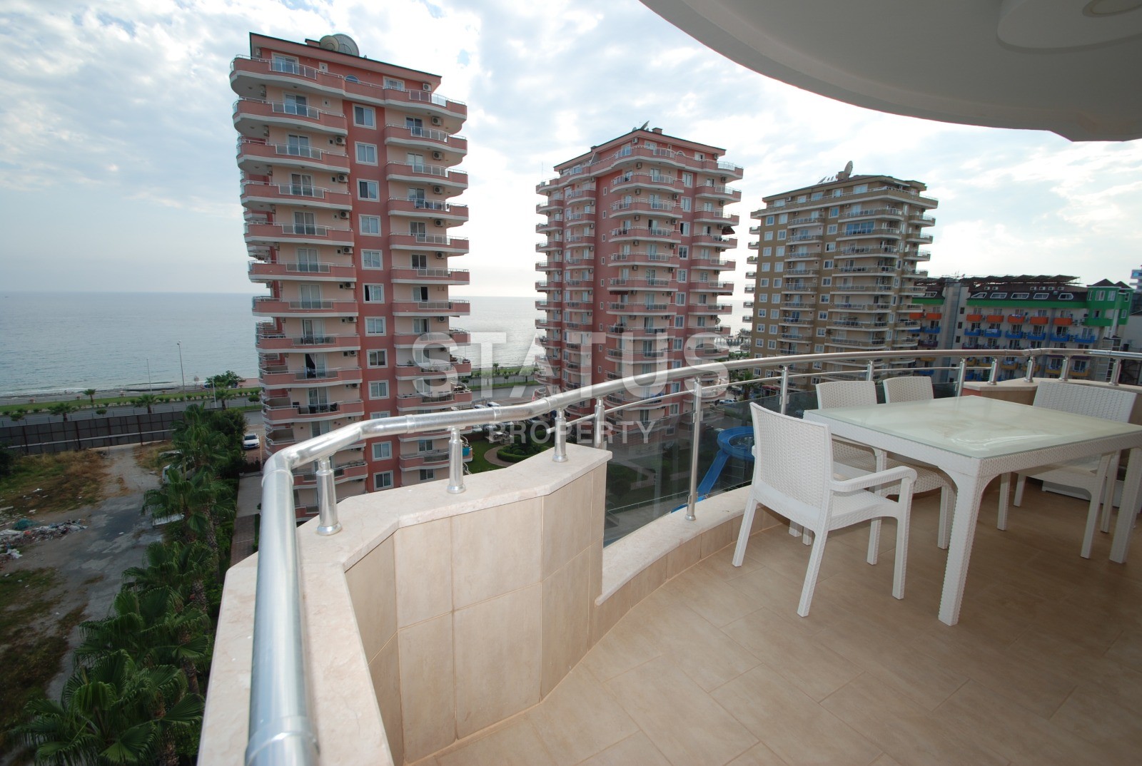 Трехкомнатные апартаменты с отличным ремонтом на первой береговой линии, 125 кв. м. фото 18