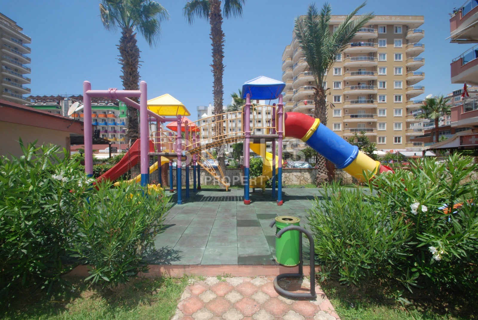 Трехкомнатные апартаменты с отличным ремонтом на первой береговой линии, 125 кв. м. фото 21