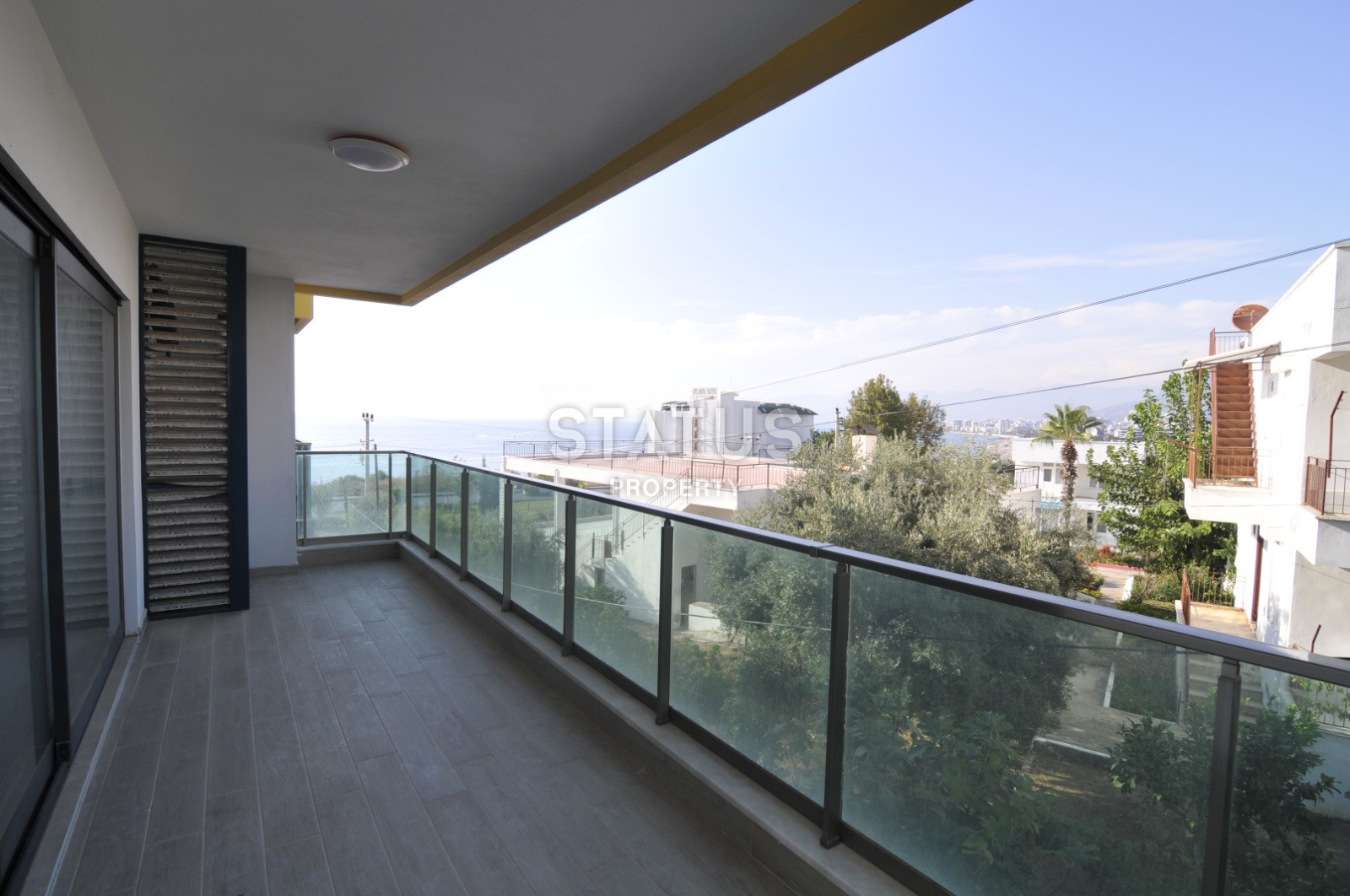 Apartments on the first coastline in Kargicak, 65 m2 фото 3