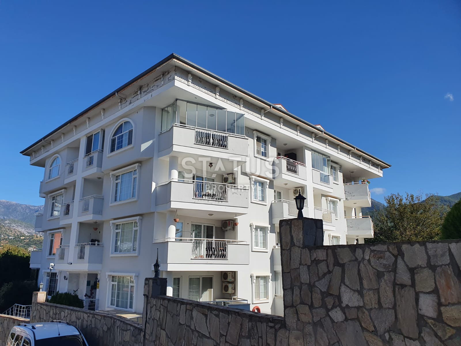 Bright and cozy apartment 2+1 with mountain views in Oba, 110 m2. фото 3