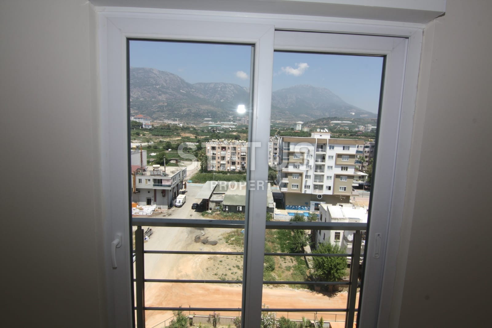 Новая квартира в новом комплексе с собственной инфраструктурой, 70 кв. м. фото 9