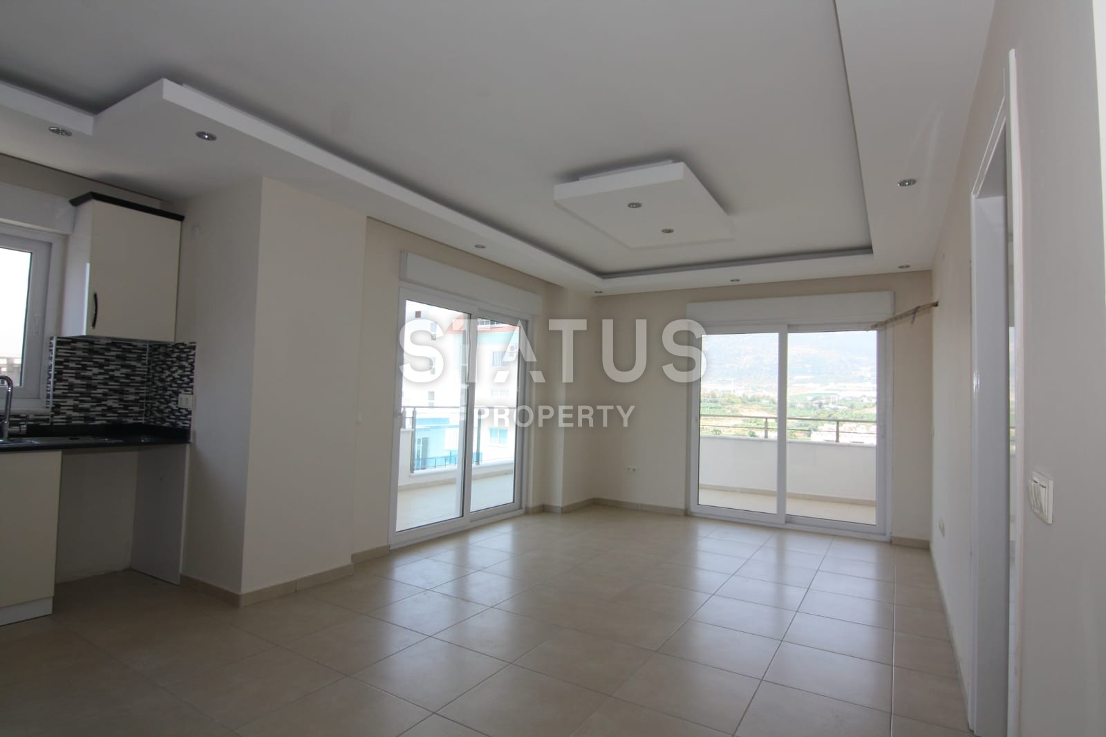 Новая квартира в новом комплексе с собственной инфраструктурой, 70 кв. м. фото 15