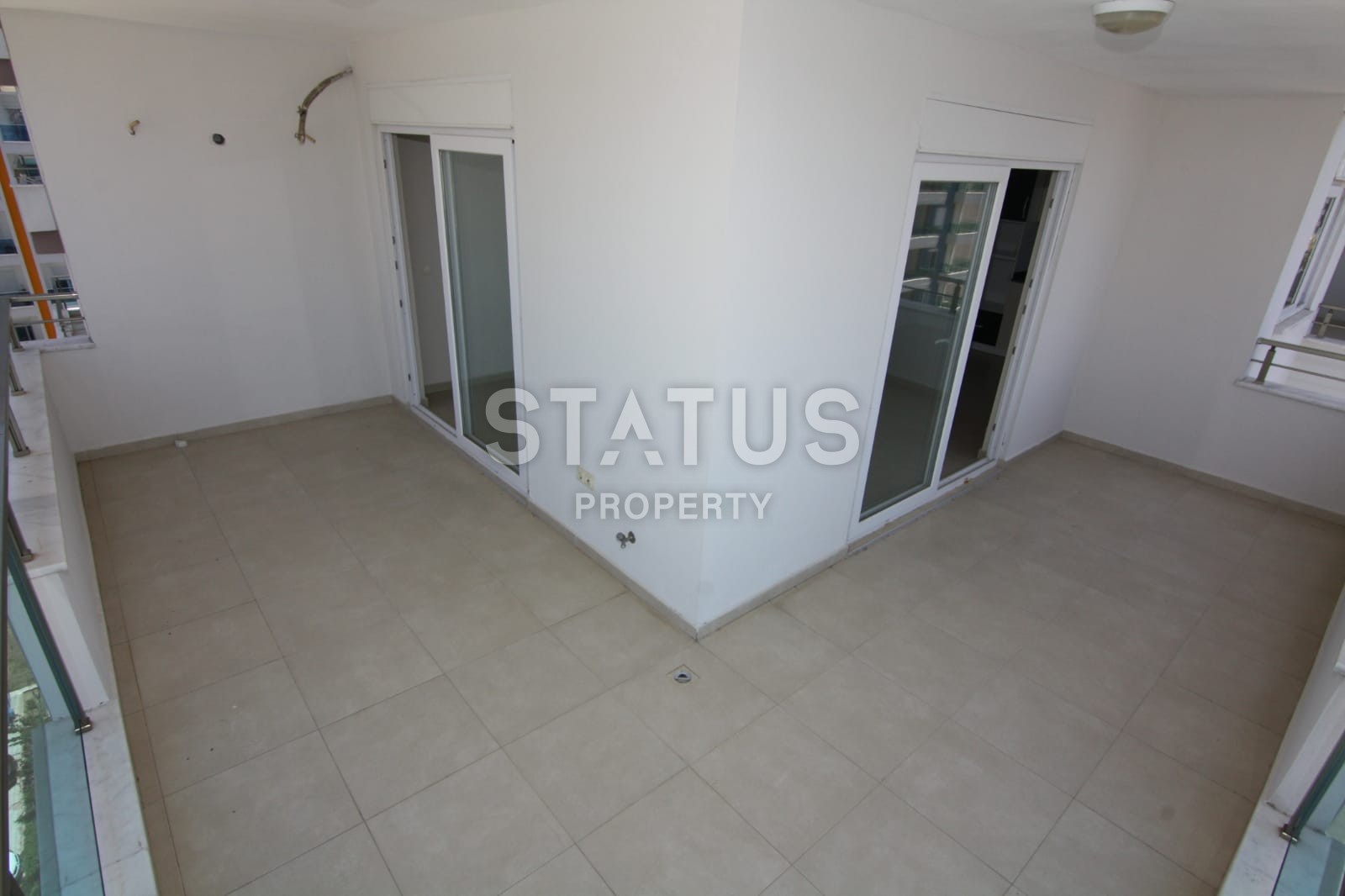 Новая квартира в новом комплексе с собственной инфраструктурой, 70 кв. м. фото 21