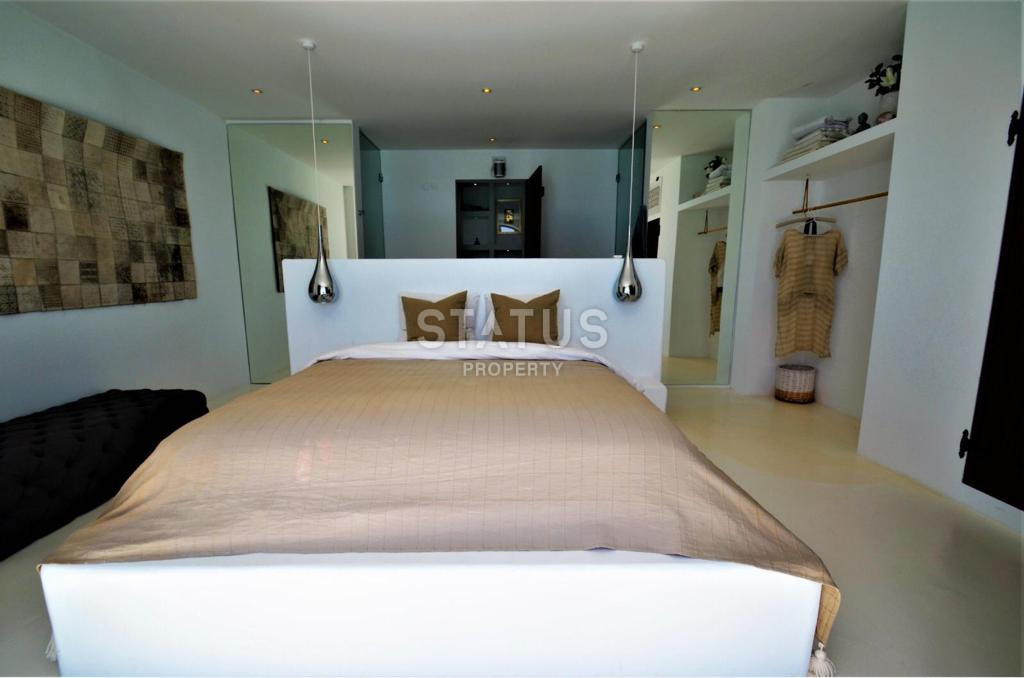 Exclusive villa 5+1, which has no analogues in Alanya with its own beach! фото 5