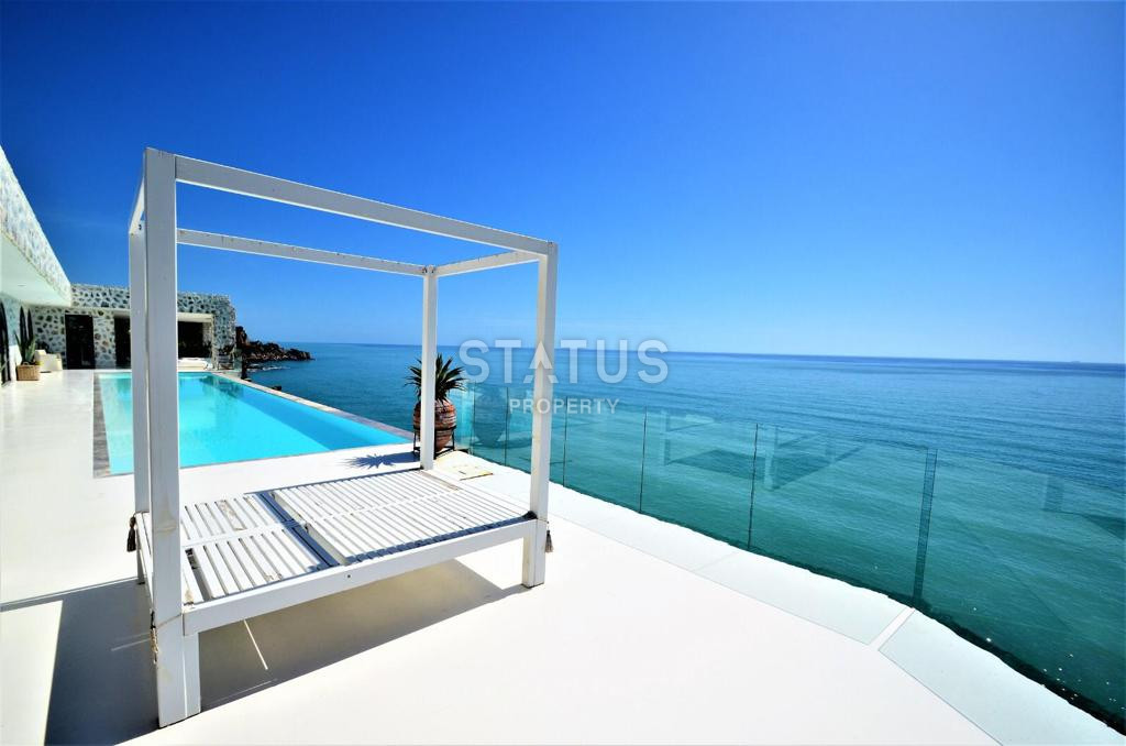 Exclusive villa 5+1, which has no analogues in Alanya with its own beach! фото 6