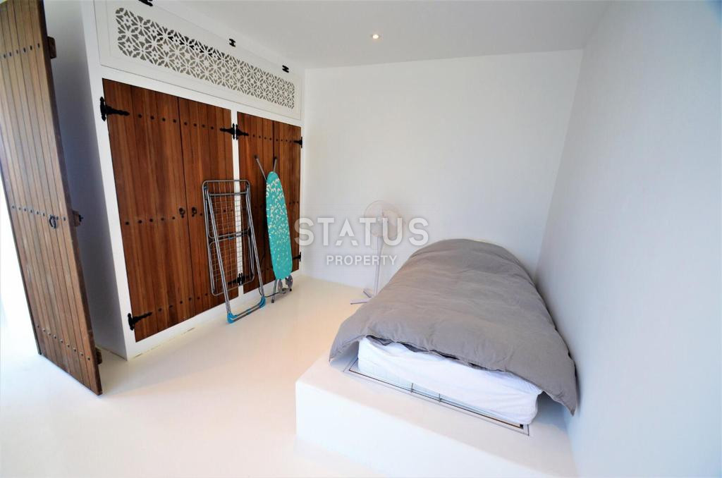 Exclusive villa 5+1, which has no analogues in Alanya with its own beach! фото 12