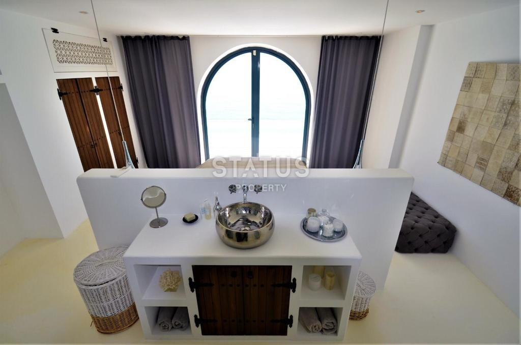Exclusive villa 5+1, which has no analogues in Alanya with its own beach! фото 33