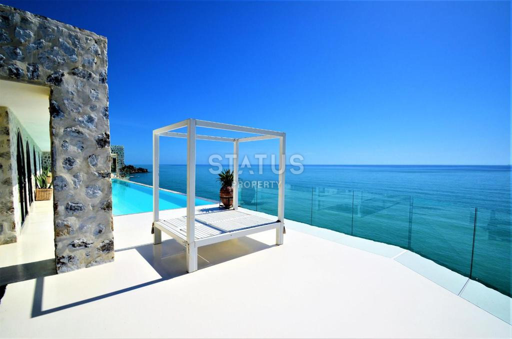 Exclusive villa 5+1, which has no analogues in Alanya with its own beach! фото 39