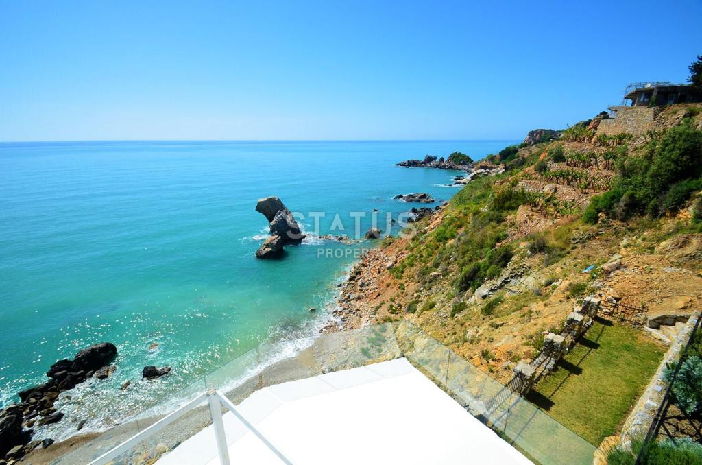 Exclusive villa 5+1, which has no analogues in Alanya with its own beach! фото 42