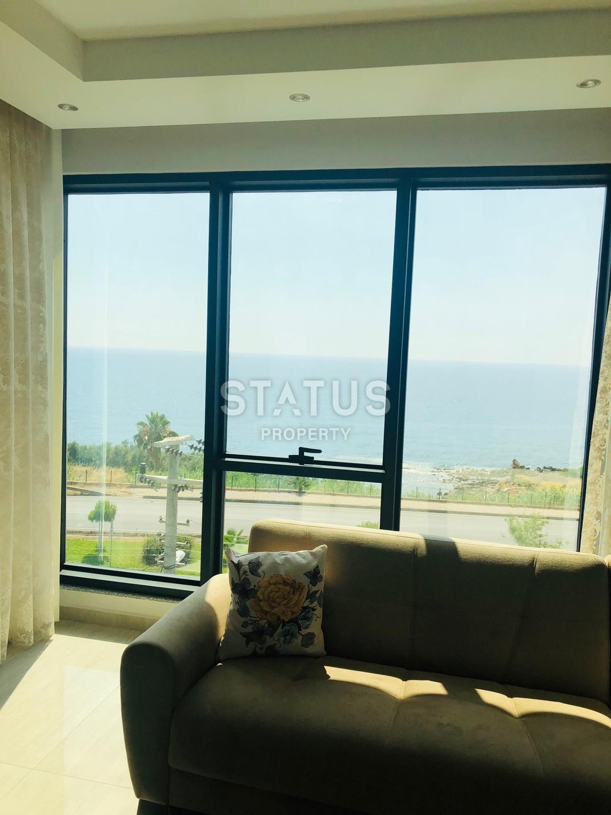 New apartment 2+1 on the first coastline with direct sea views, 110 sq. m. фото 9