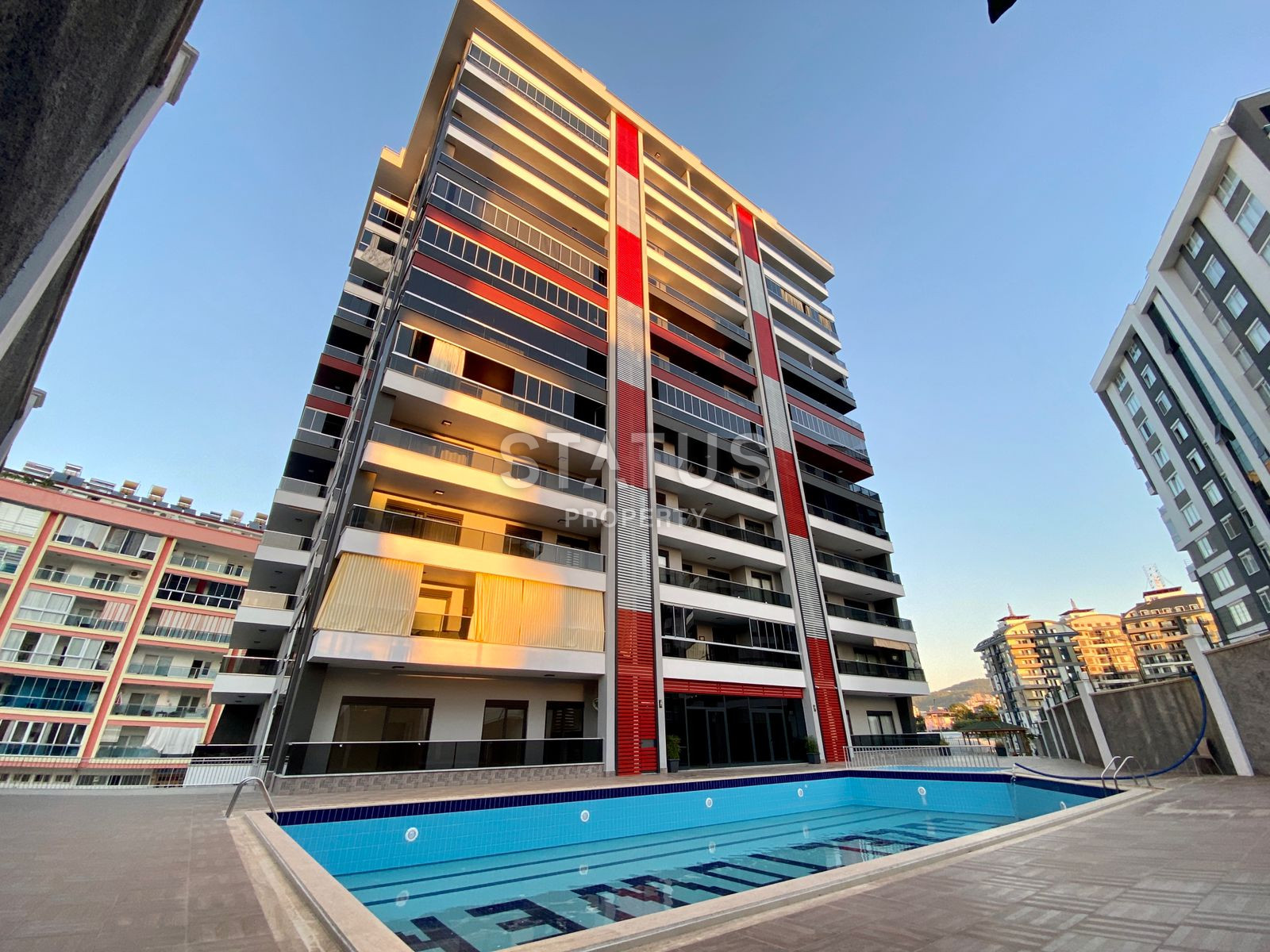 Просторные апартаменты 2+1 с видом на горы и море, в районе Махмутлар 120 кв.м. фото 17