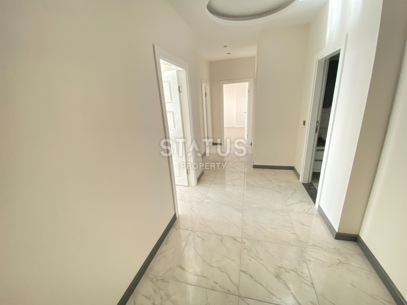 Просторные апартаменты 2+1 с видом на горы и море, в районе Махмутлар 120 кв.м. фото 18