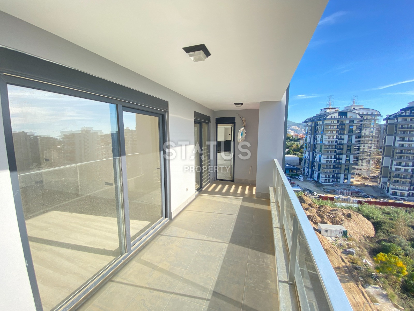 Просторные апартаменты 2+1 с видом на горы и море, в районе Махмутлар 120 кв.м. фото 28