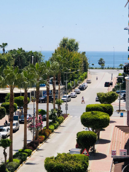 Большая четырехкомнатная квартира в Махмутларе в комплексе, 250 метров до моря фото 1