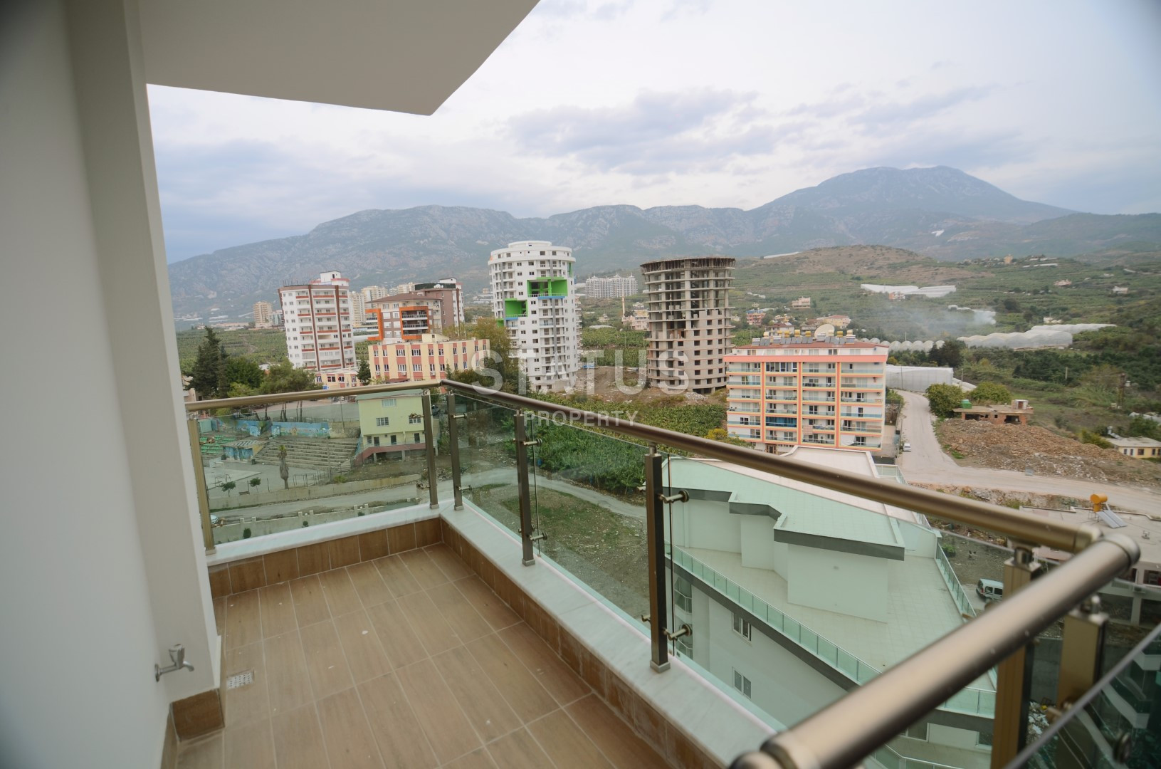 Просторная квартира 1+1 с мебелью в комплексе с инфраструктурой, 75 м2 фото 31