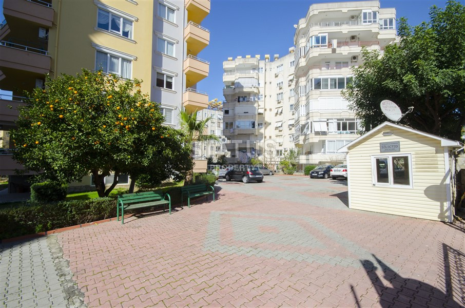 Spacious apartment 2+1 in the center of Alanya, 117 m2. фото 28