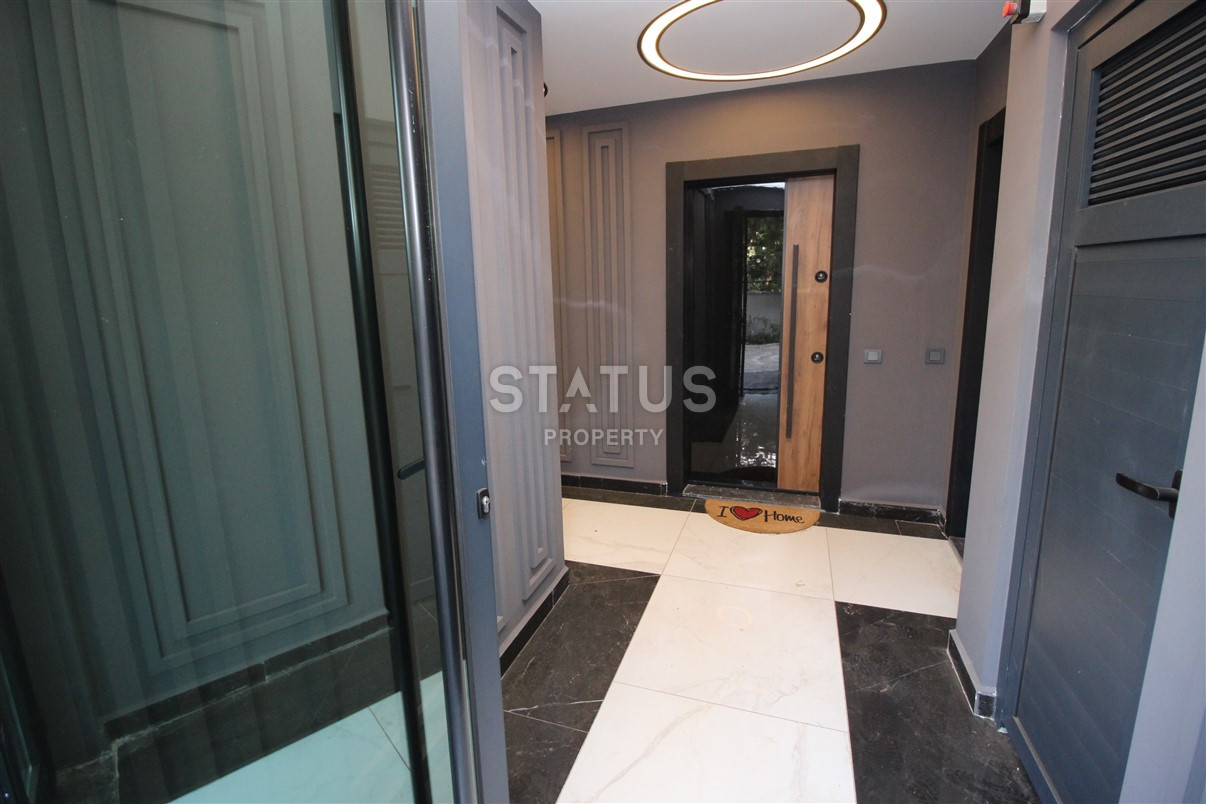 For sale is a 1+1 layout apartment in a new complex located in the Oba area фото 4