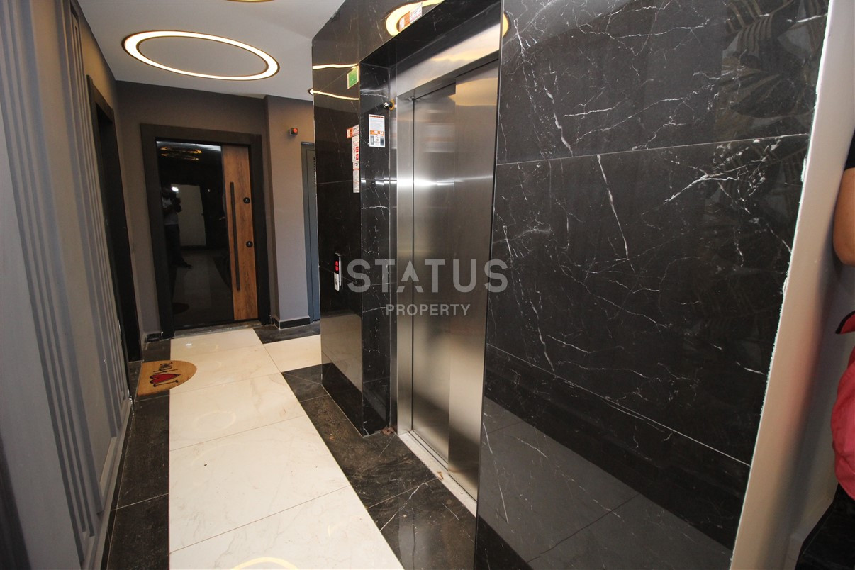 For sale is a 1+1 layout apartment in a new complex located in the Oba area фото 8