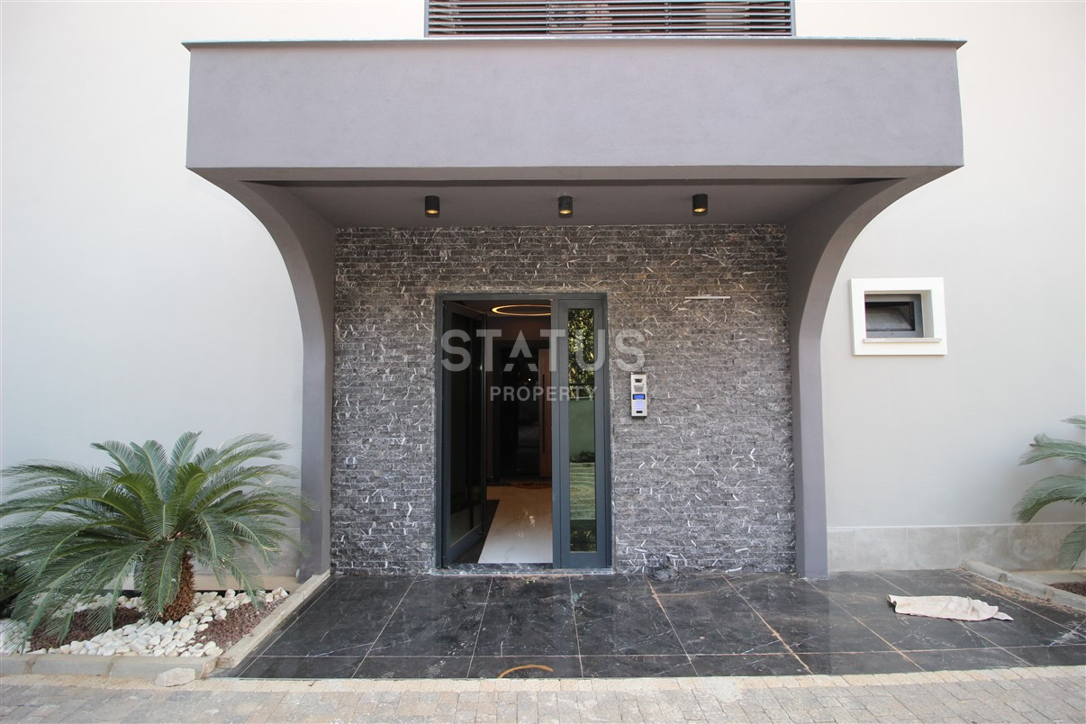 For sale is a 1+1 layout apartment in a new complex located in the Oba area фото 11